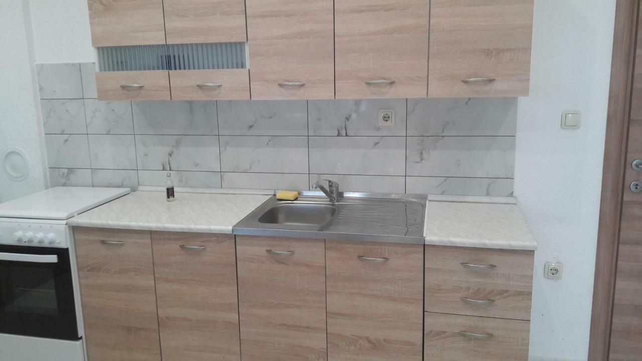 סנג' Apartment Matej מראה חיצוני תמונה